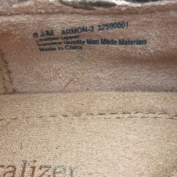 NATURALIZER SHOES - Picture 4 of 6